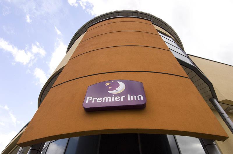 Premier Inn Hemel Hempstead Central מראה חיצוני תמונה