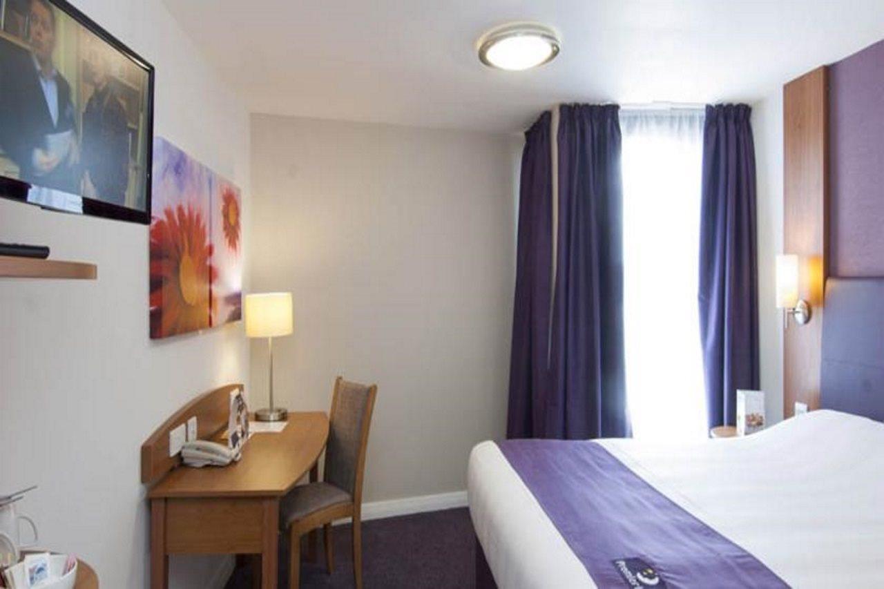 Premier Inn Hemel Hempstead Central מראה חיצוני תמונה